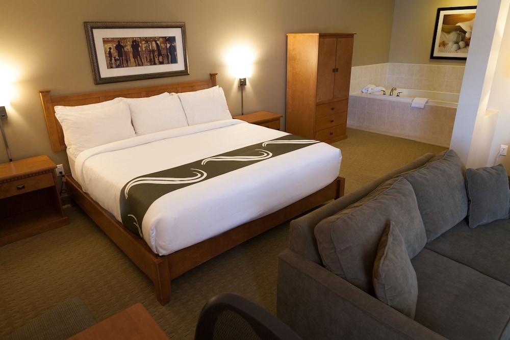 Quality Inn & Suites Amsterdam Fredericton Eksteriør bilde