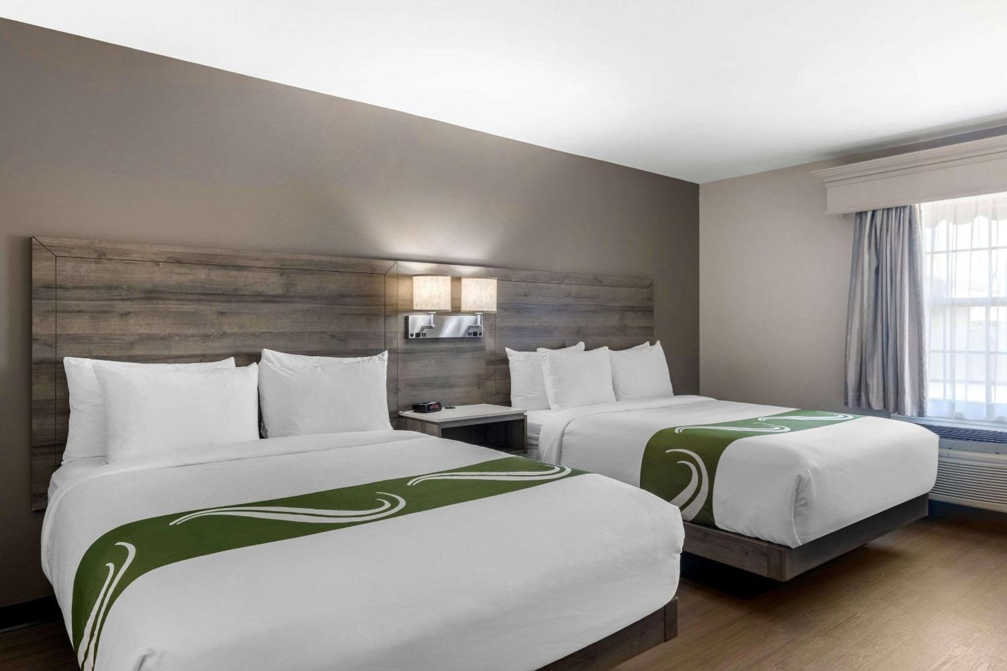 Quality Inn & Suites Amsterdam Fredericton Eksteriør bilde