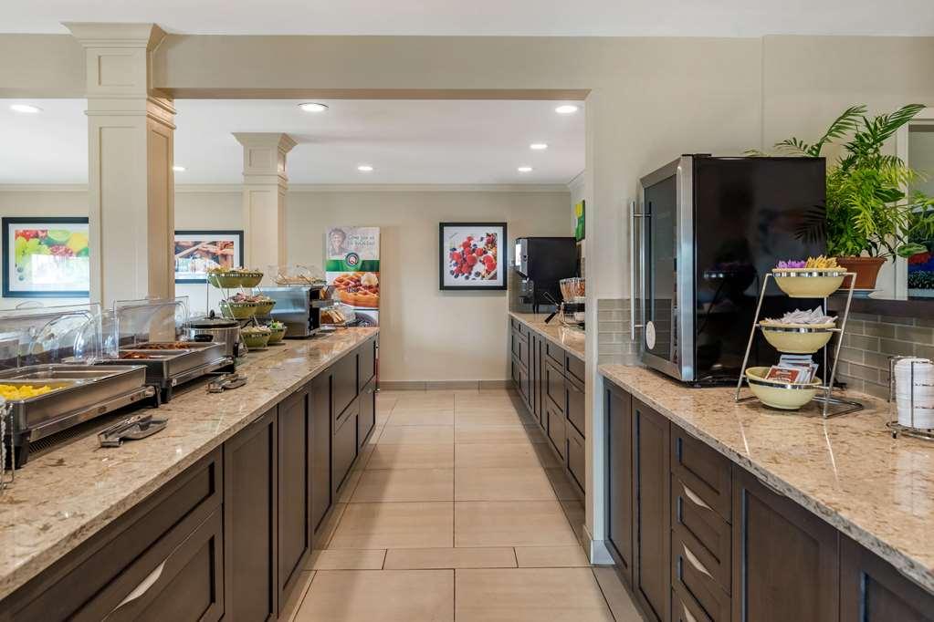 Quality Inn & Suites Amsterdam Fredericton Restaurant bilde