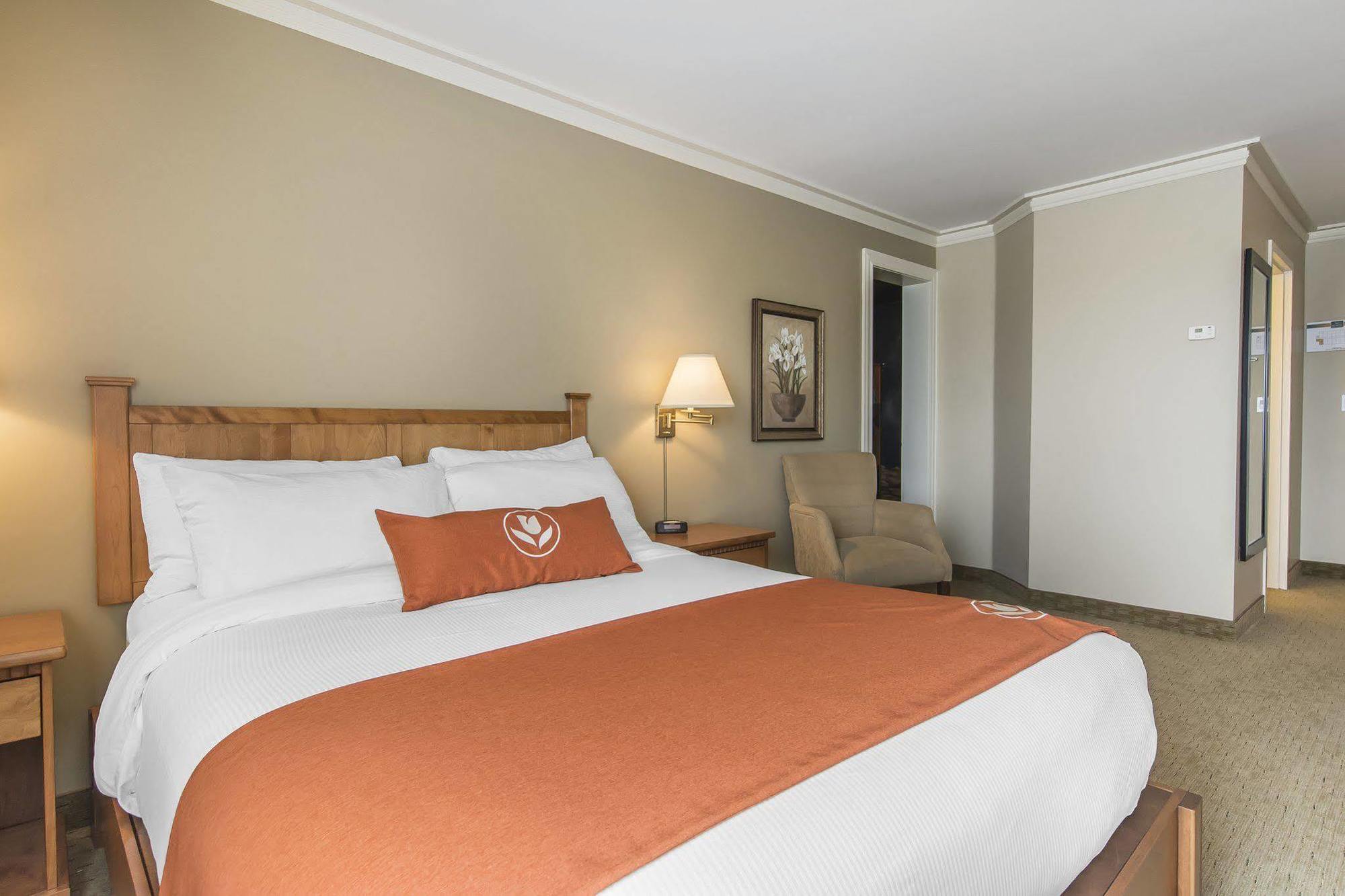 Quality Inn & Suites Amsterdam Fredericton Eksteriør bilde